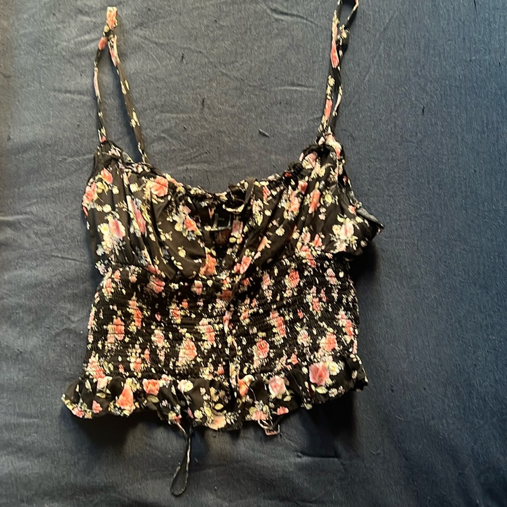 Crop top with cute flattering front